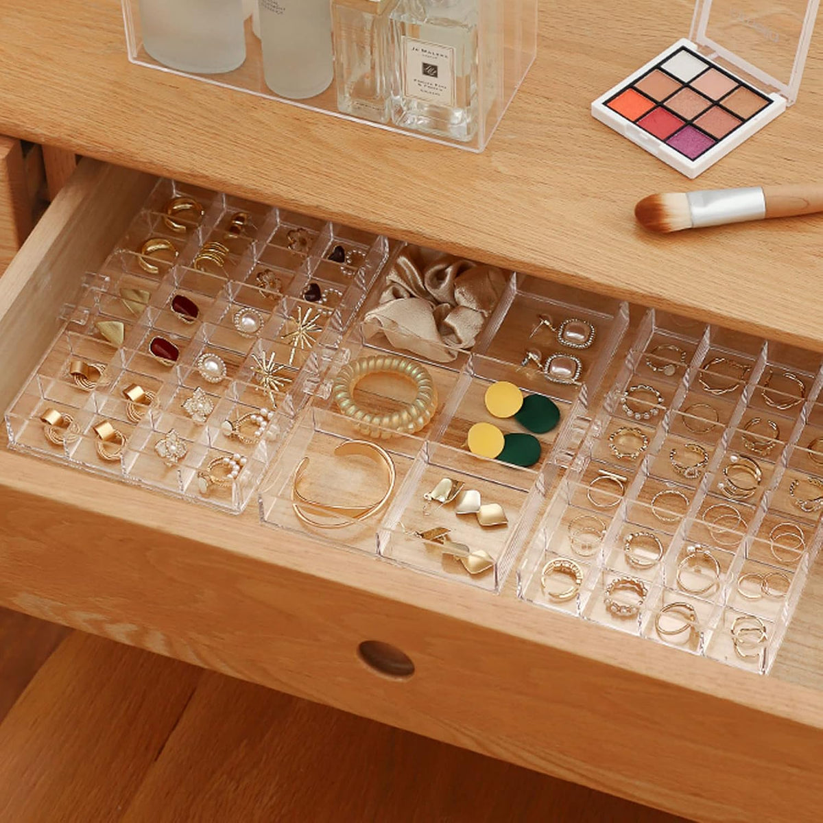 Three Drawer Transparent Acrylic Jewellery Organizer (72 Grid)
